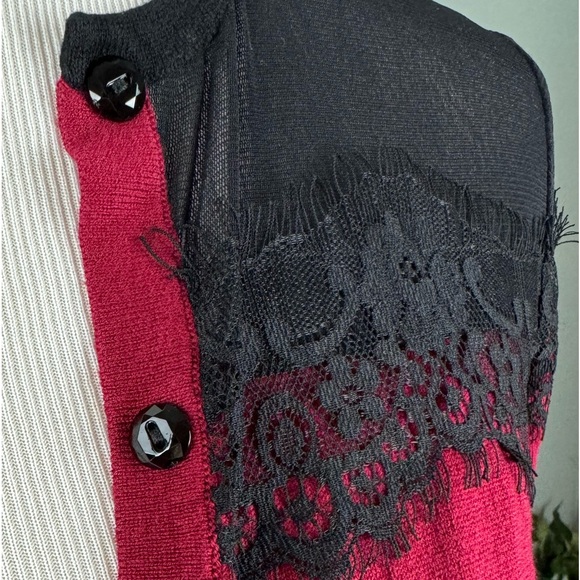 Gorgeous Cardigan/Shawl - Picture 3 of 7